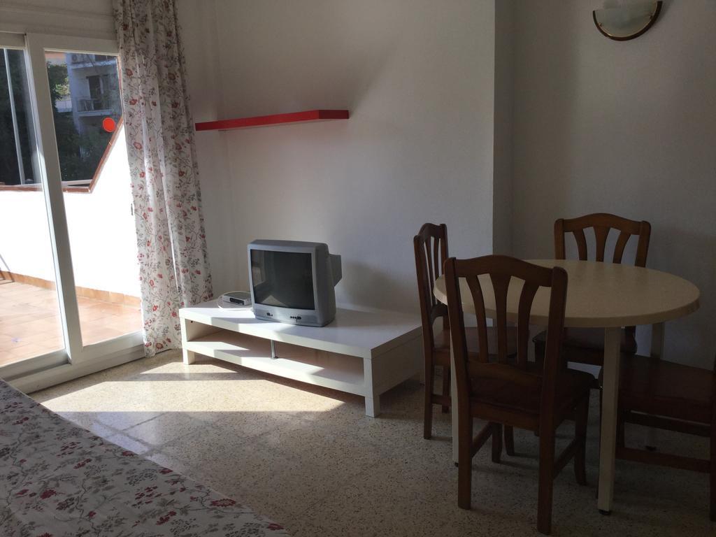 Apartamentos Eva Costa Brava Eksteriør bilde