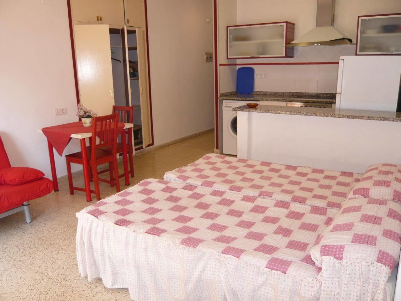 Apartamentos Eva Costa Brava Eksteriør bilde